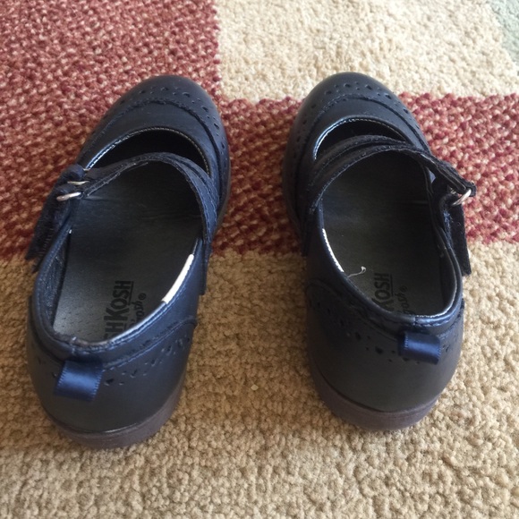 Oshkosh B’gosh Girl’s Velcro Closure Navy Shoes - Picture 6 of 7